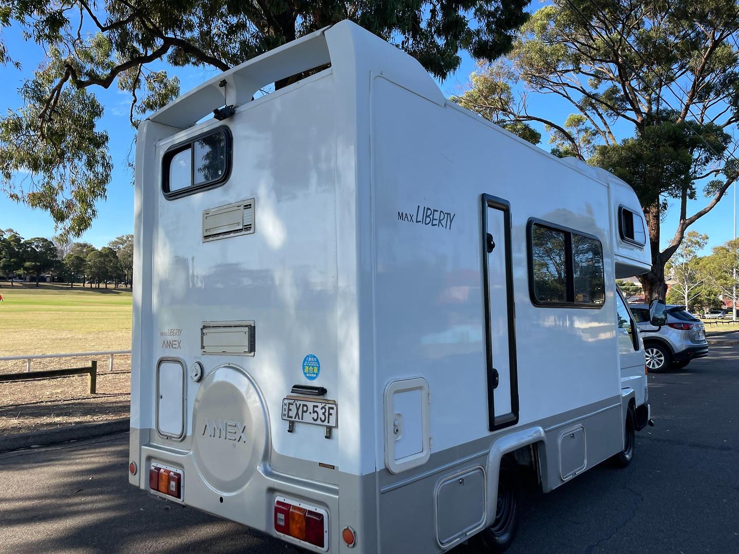 1996 TOYOTA DYNA 100