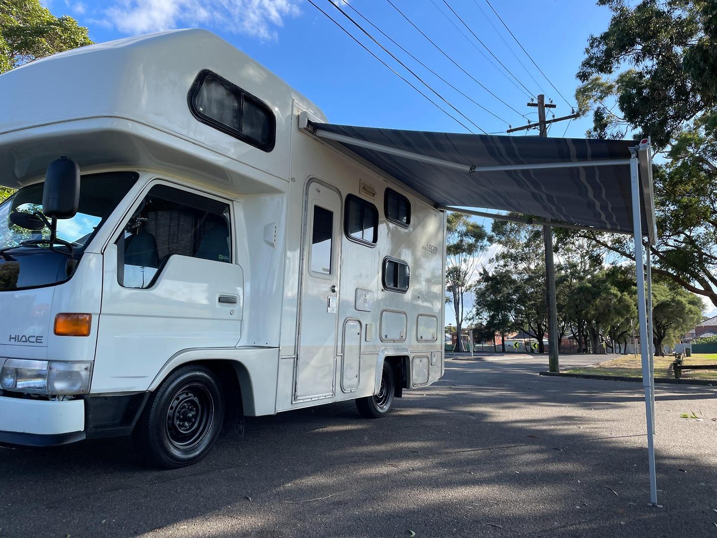 1996 TOYOTA DYNA 100
