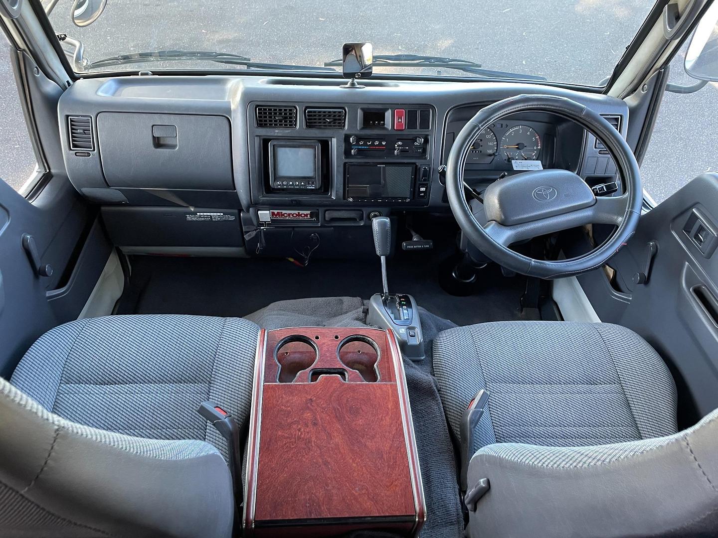 1996 TOYOTA DYNA 100