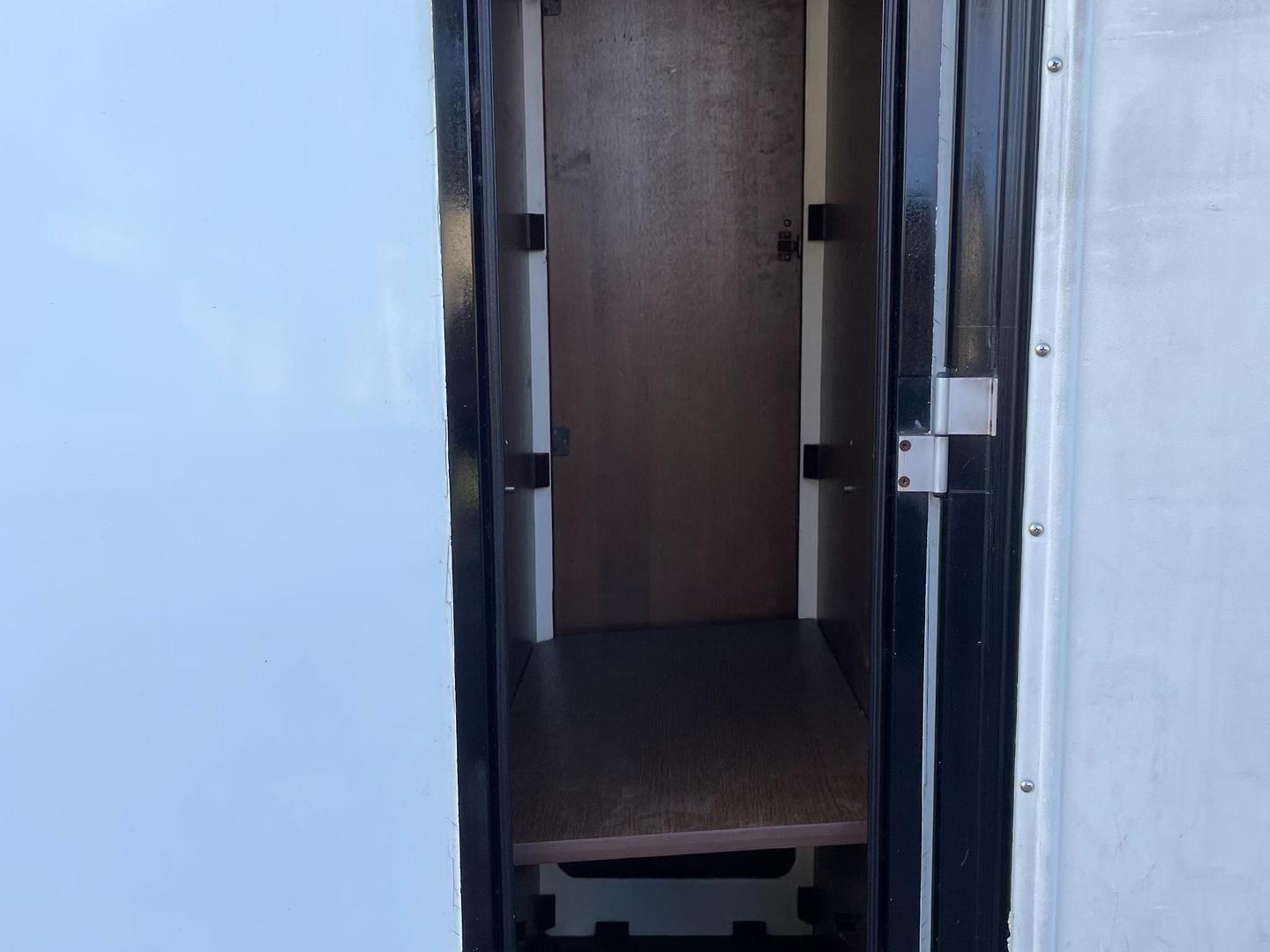 1996 TOYOTA DYNA 100