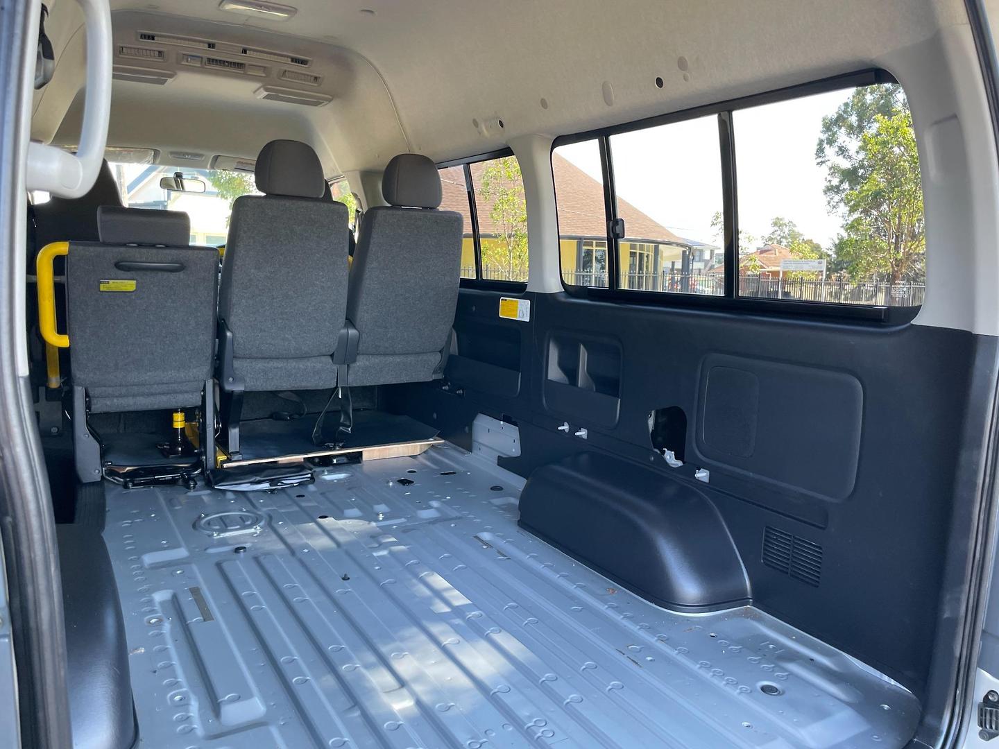 2013 TOYOTA HIACE DX LWB AUTO 4WD VAN