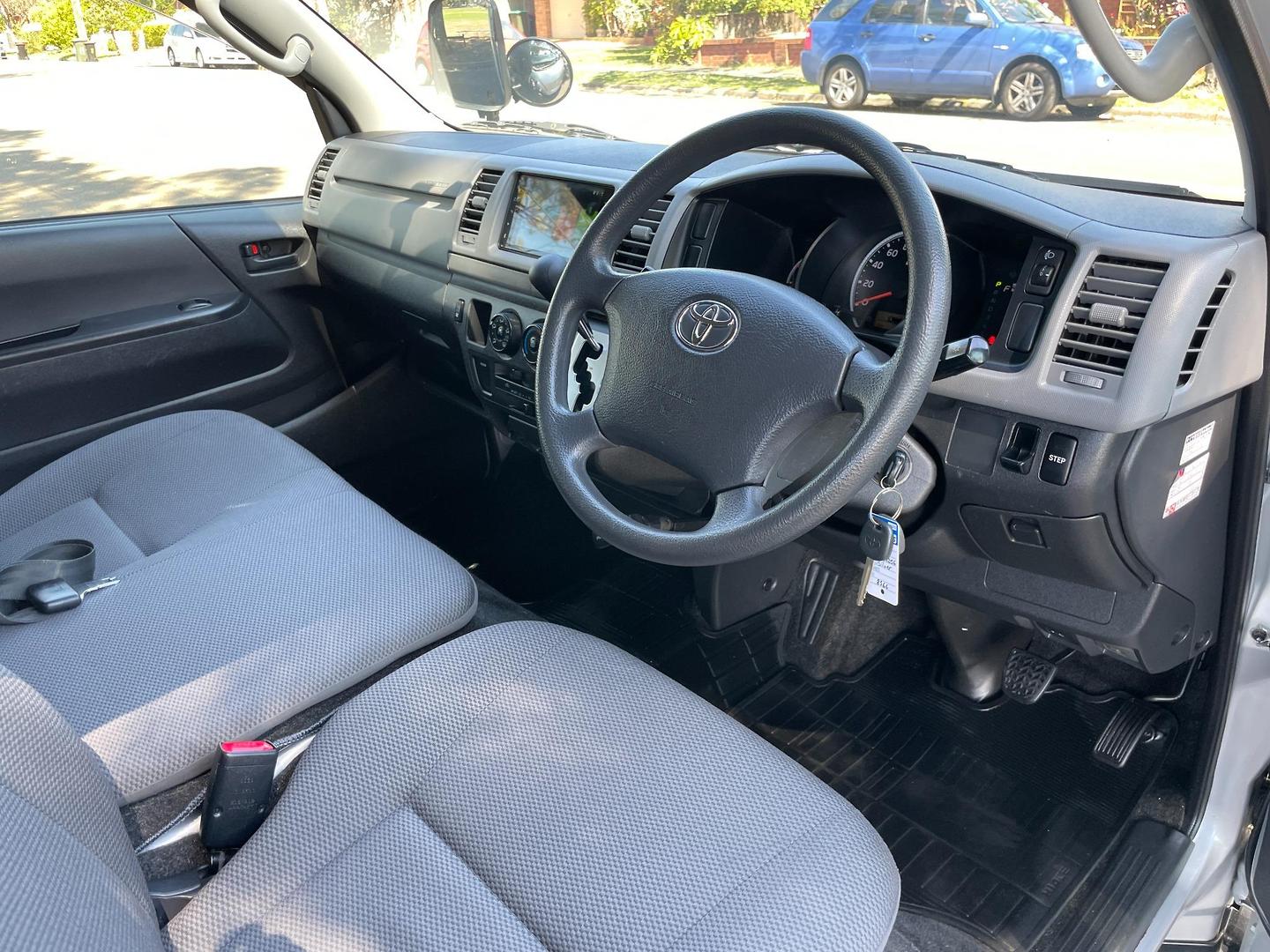 2013 TOYOTA HIACE DX LWB AUTO 4WD VAN