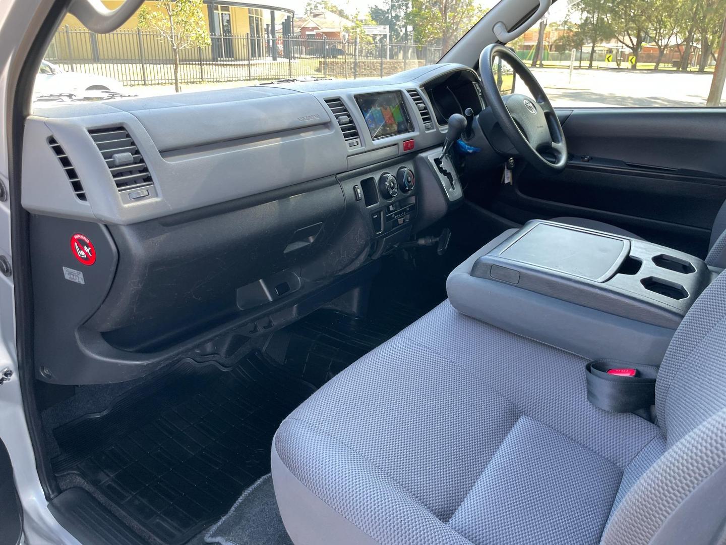 2013 TOYOTA HIACE DX LWB AUTO 4WD VAN