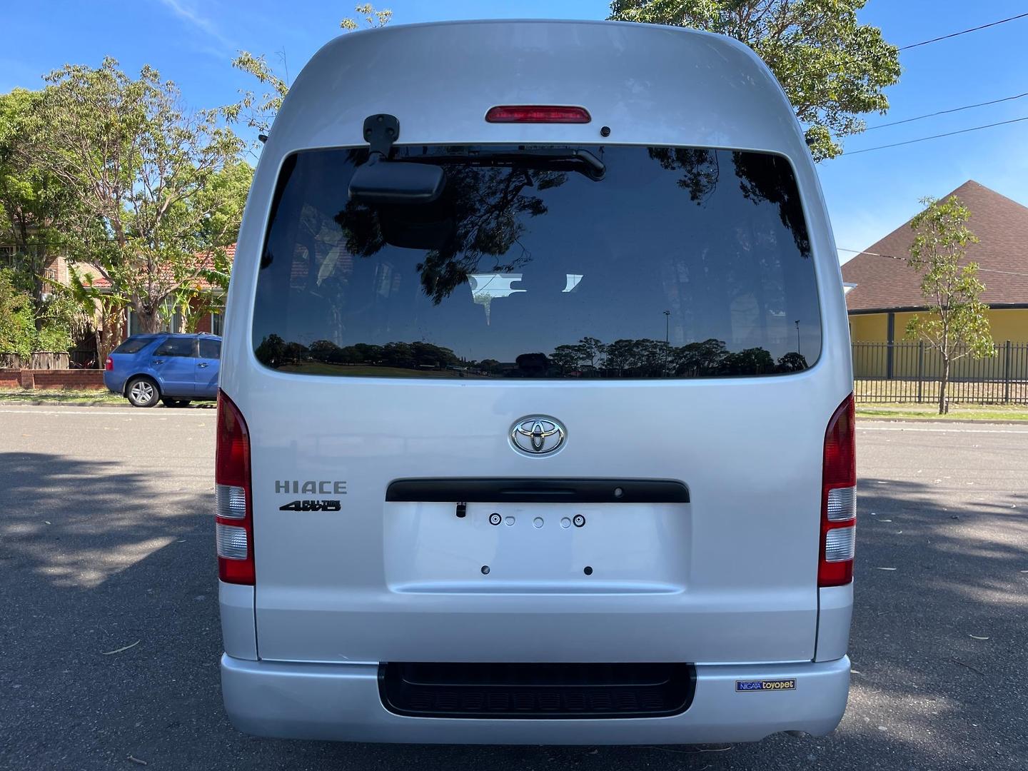 2013 TOYOTA HIACE DX LWB AUTO 4WD VAN