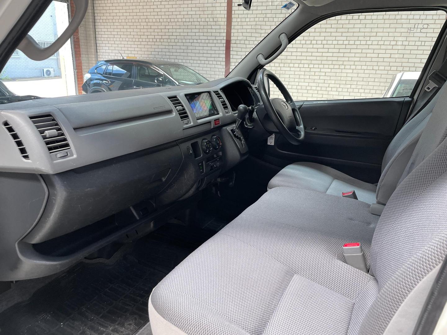 2009 TOYOTA HIACE DX LWB HIGH ROOF AUTO 4WD VAN