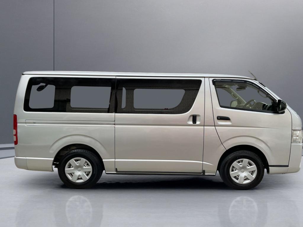2018 TOYOTA HIACE GDH201 LWB AUTOMATIC VAN