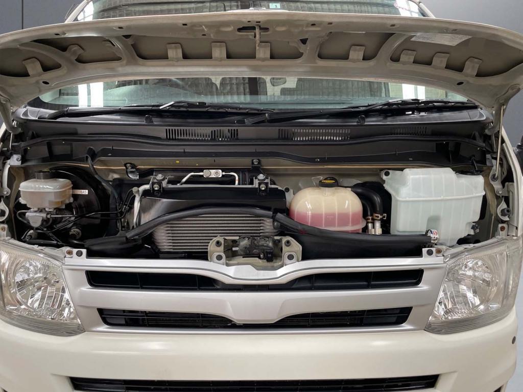2013 TOYOTA HIACE DX LWB AUTO 4WD VAN