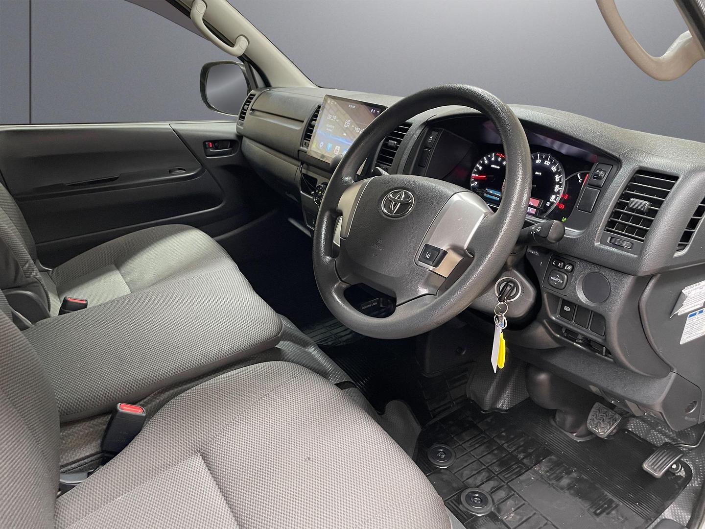 2018 TOYOTA HIACE DX LWB AUTO 4WD VAN