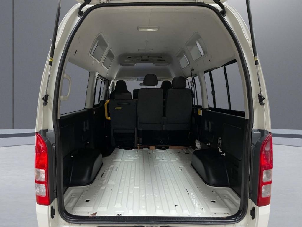 2013 TOYOTA HIACE LWB AUTO 4WD VAN