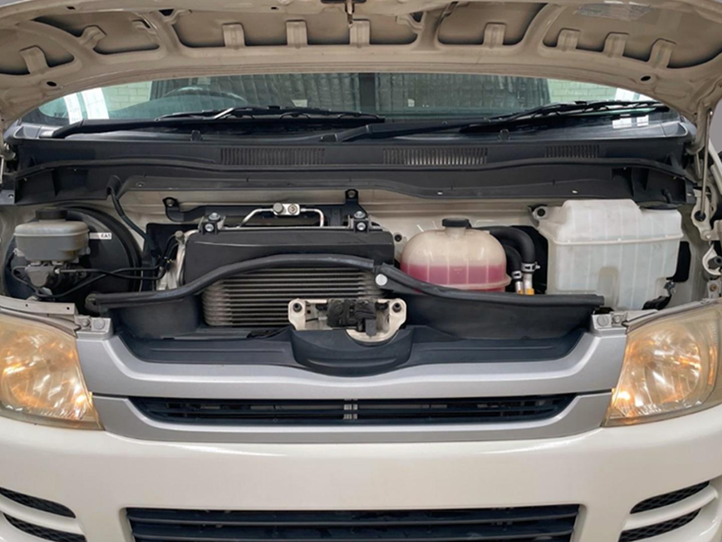 2008 TOYOTA HIACE DX AUTO 4WD VAN
