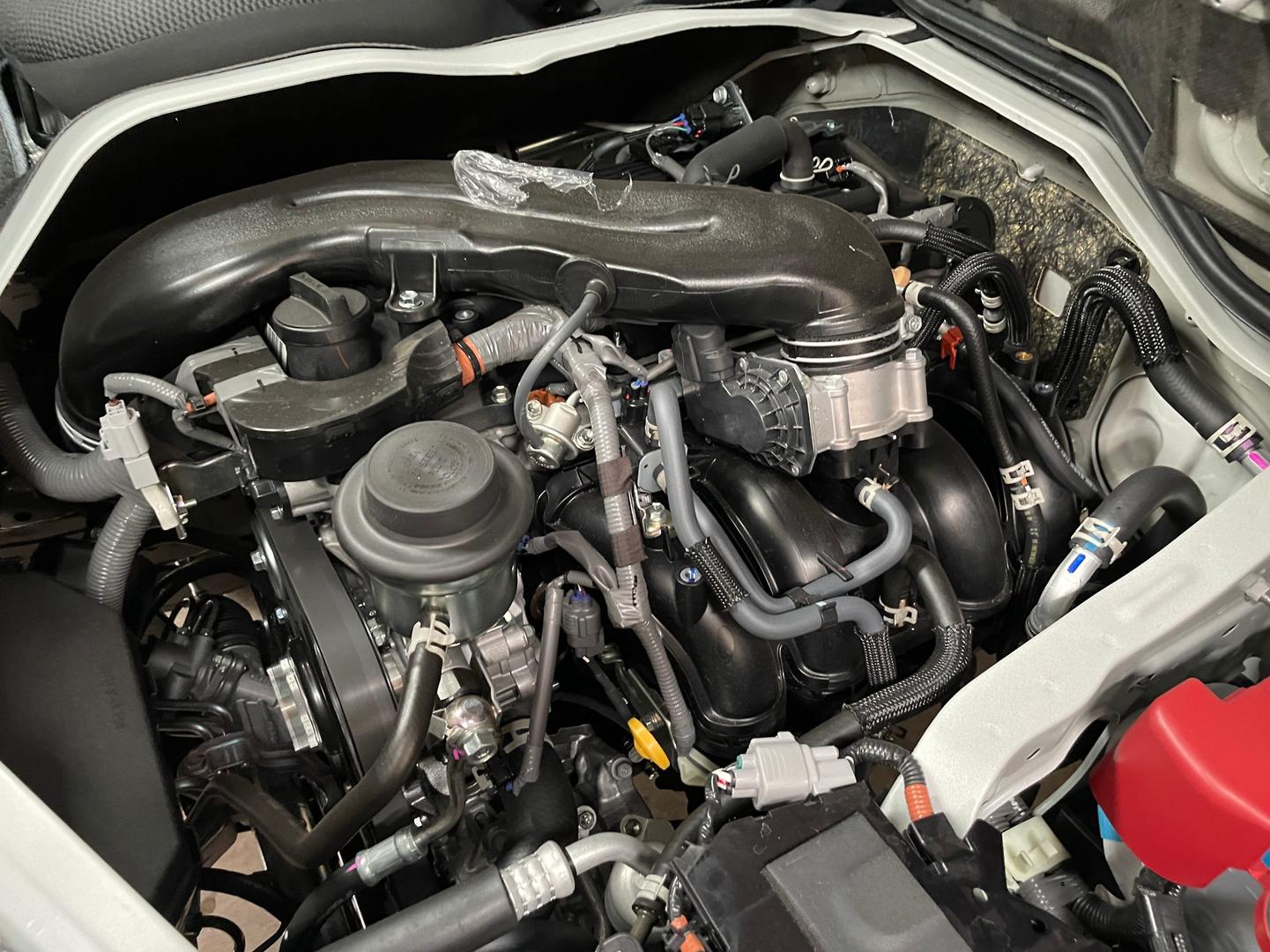 2024 TOYOTA HIACE DX LWB AUTO VAN
