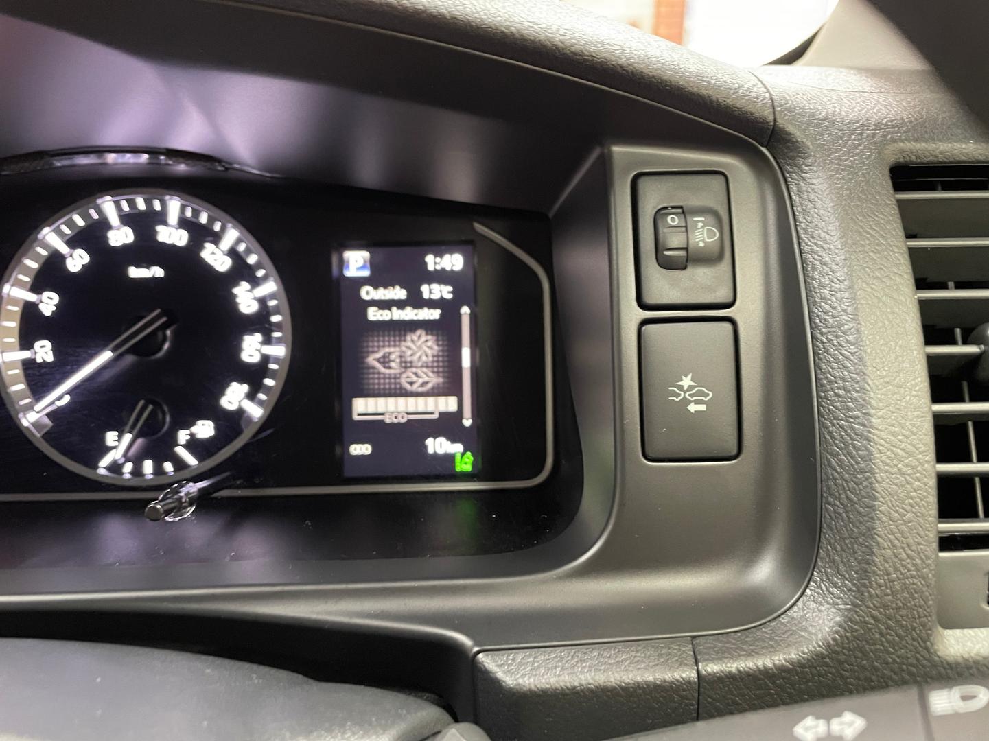 2024 TOYOTA HIACE DX LWB AUTO VAN
