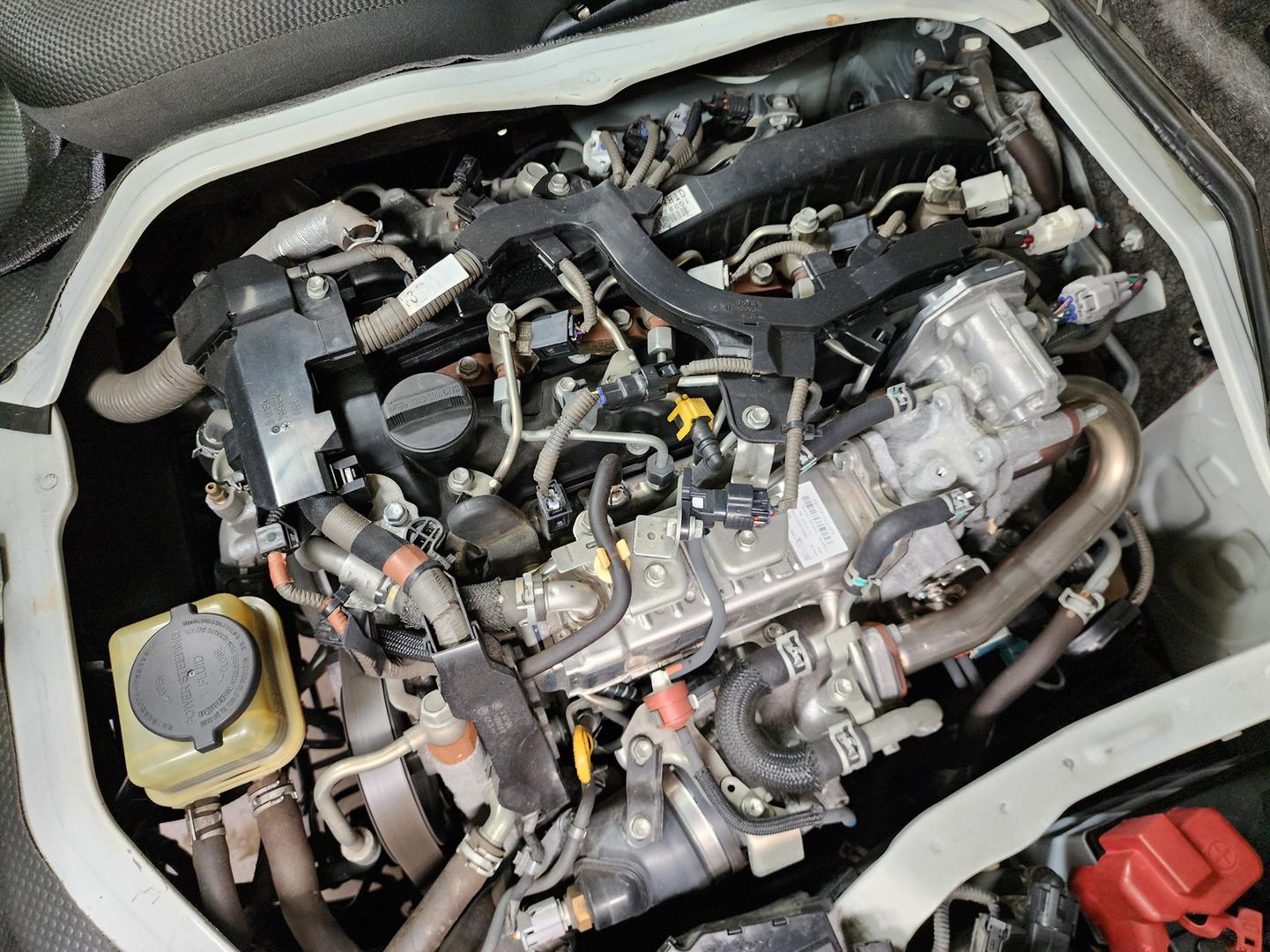 2018 TOYOTA HIACE DX LWB AUTO VAN