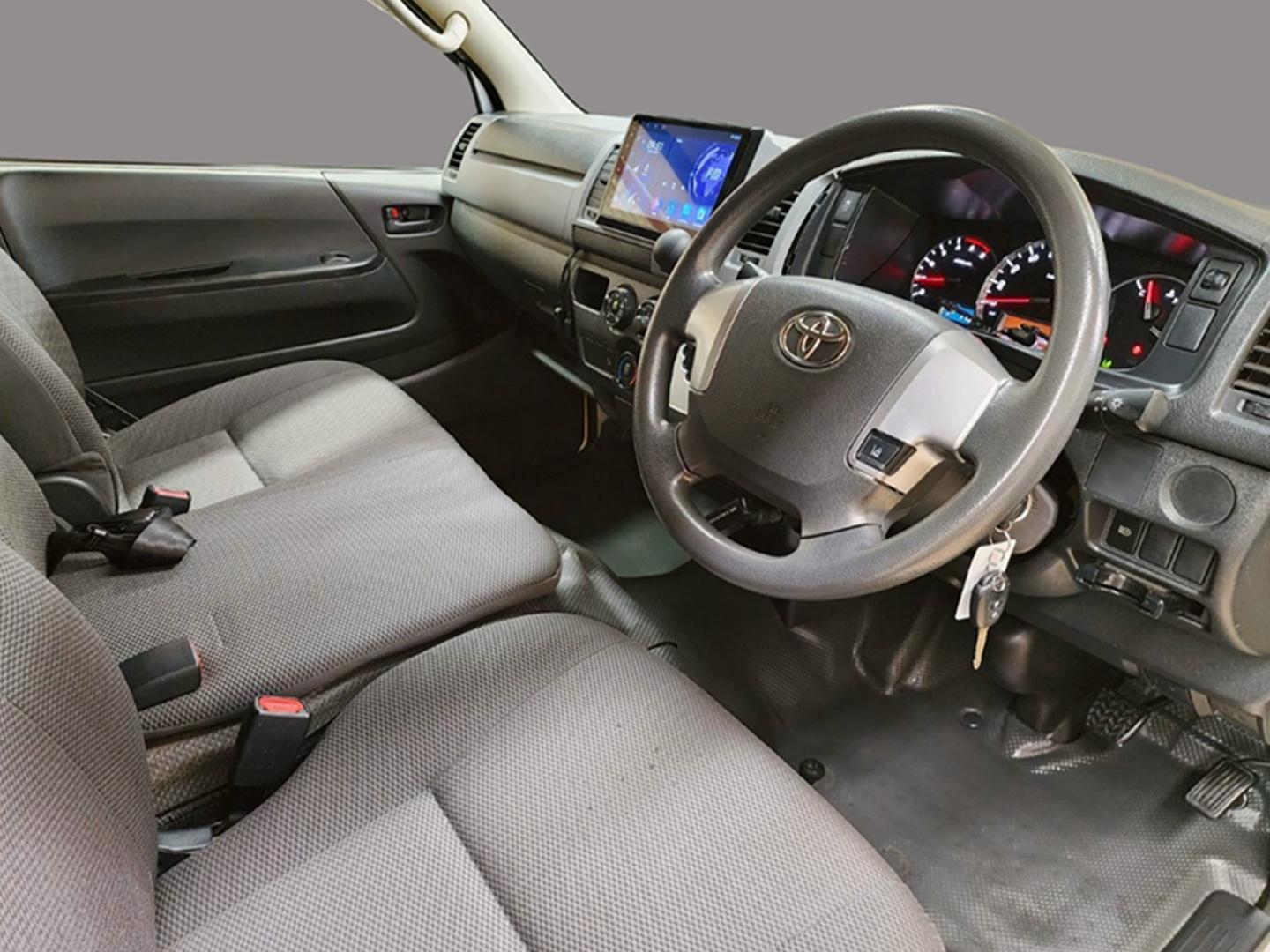 2018 TOYOTA HIACE DX LWB AUTO VAN