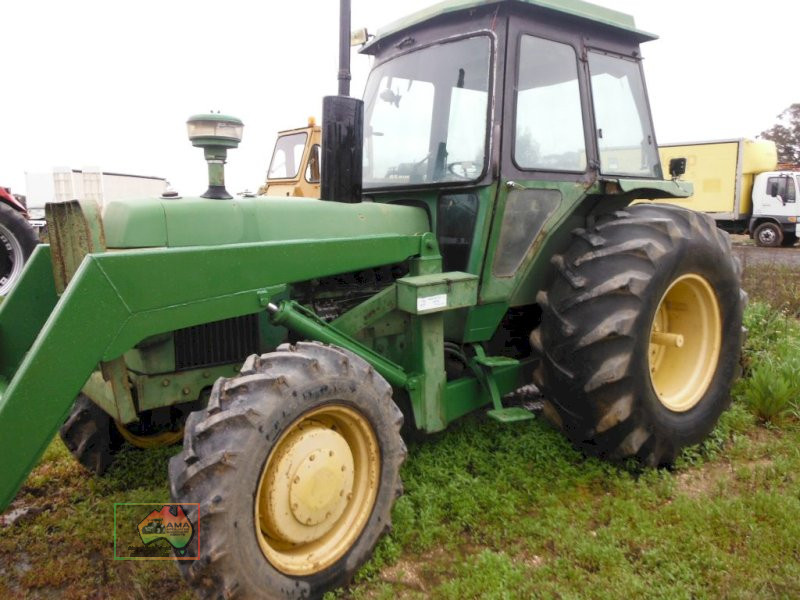JOHN DEERE TRACTOR