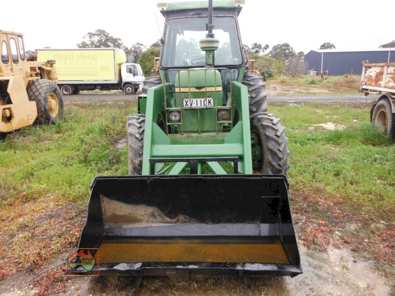 JOHN DEERE TRACTOR
