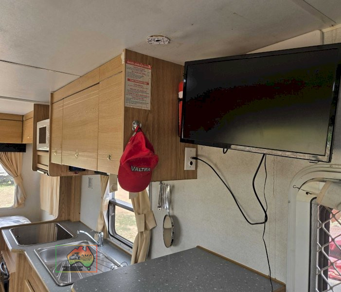 2002 FORD TRANSIT MOTORHOME
