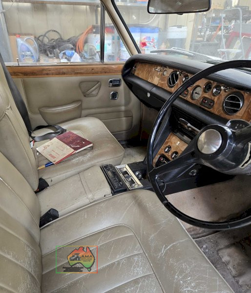 1970 ROLLS-ROYCE SILVER SHADOW 4D SEDAN