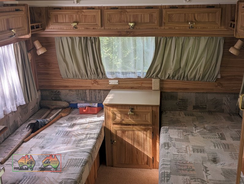 1996 JAYCO STARCRAFT 18ft CARAVAN