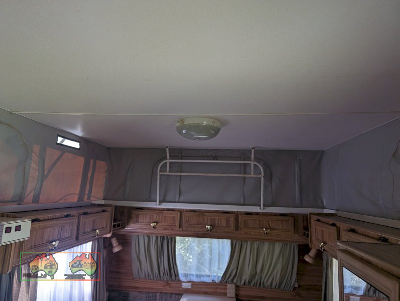 1996 JAYCO STARCRAFT 18ft CARAVAN
