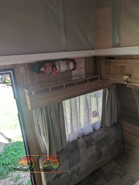 1996 JAYCO STARCRAFT 18ft CARAVAN