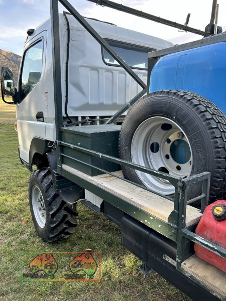 2020 FUSO CANTER 716 SPRAY UNIT