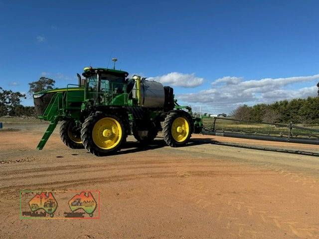 JOHN DEERE TRACTOR