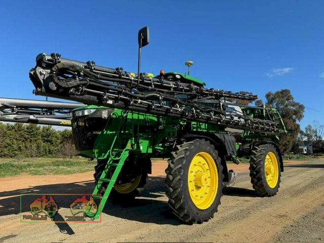 JOHN DEERE TRACTOR