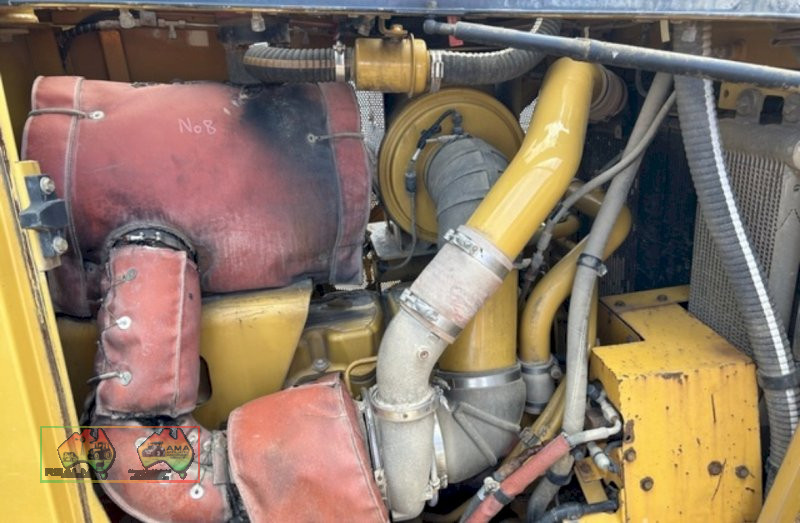 2014 CATERPILLAR D8T BULLDOZER