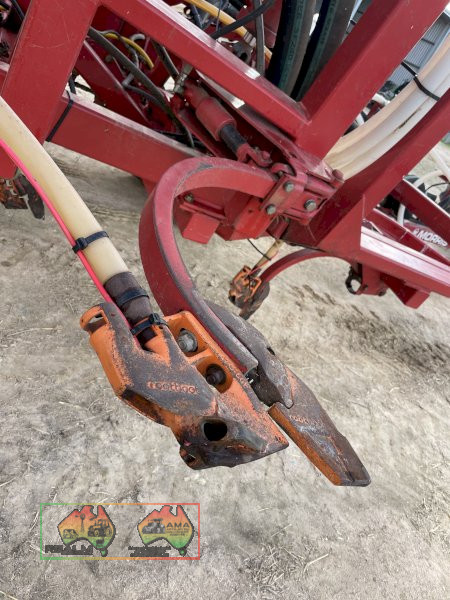 MORRIS SEEDER