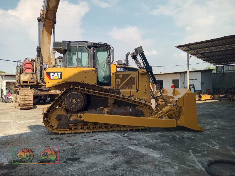 CATERPILLAR BULLDOZER