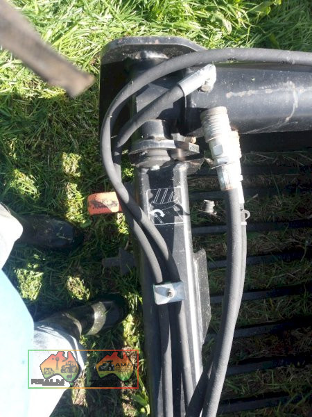 SILAGE GRAB - LIKE NEW
