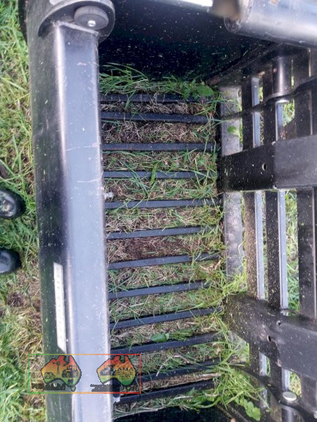SILAGE GRAB - LIKE NEW
