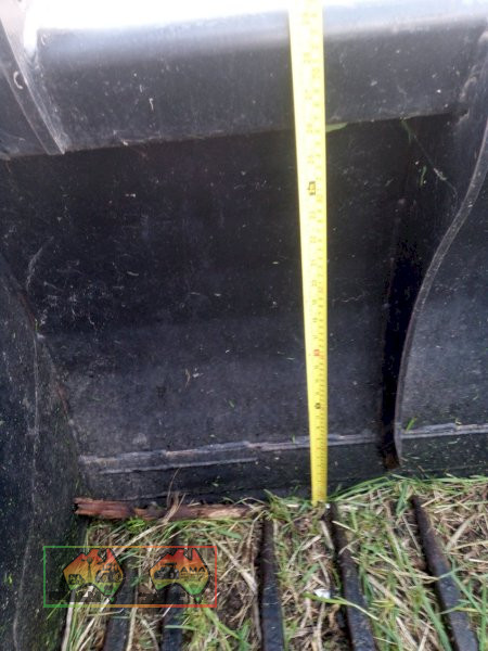 SILAGE GRAB - LIKE NEW