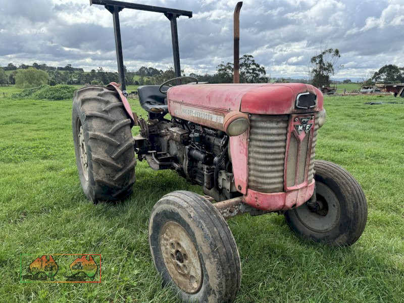 MASSEY FERGUSON TRACTOR