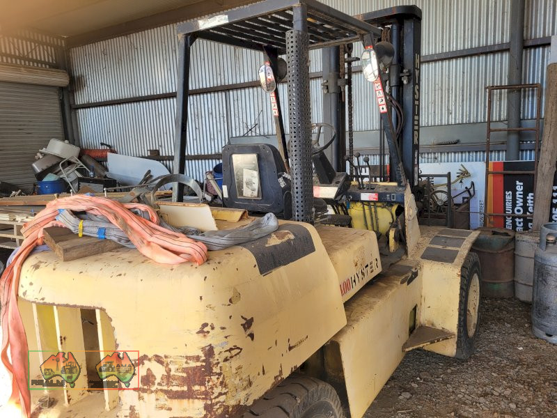 HYSTER FORKLIFT