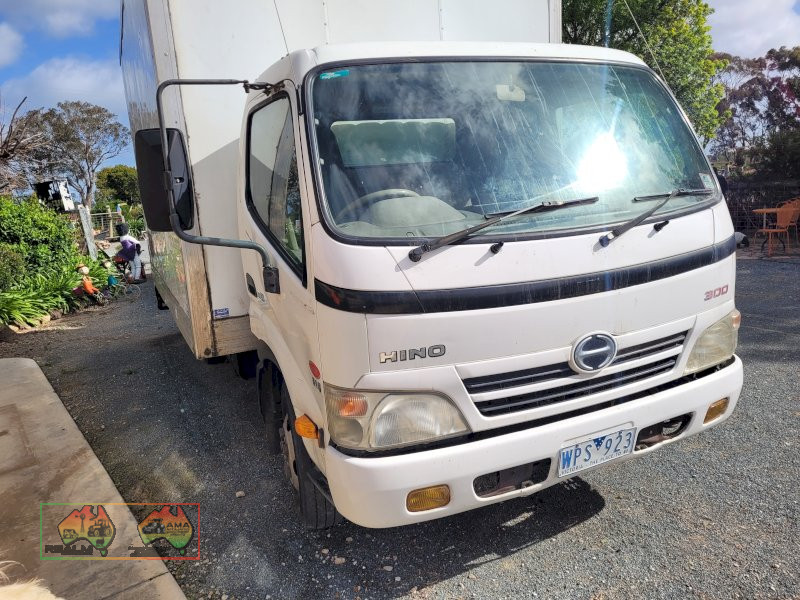 2008 HINO 300 XZU417R 616 MEDIUM 5 SP MANUAL C/CHAS