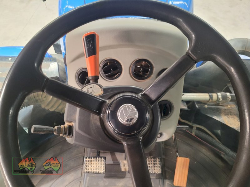 2012 NEW HOLLAND TRACTOR