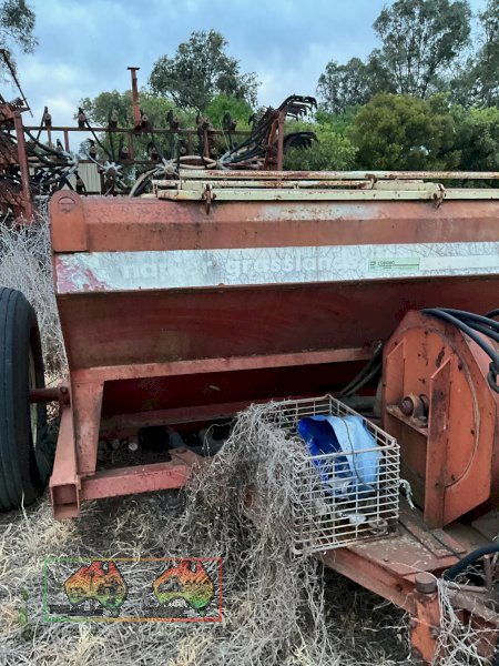 NAPIER SEEDER