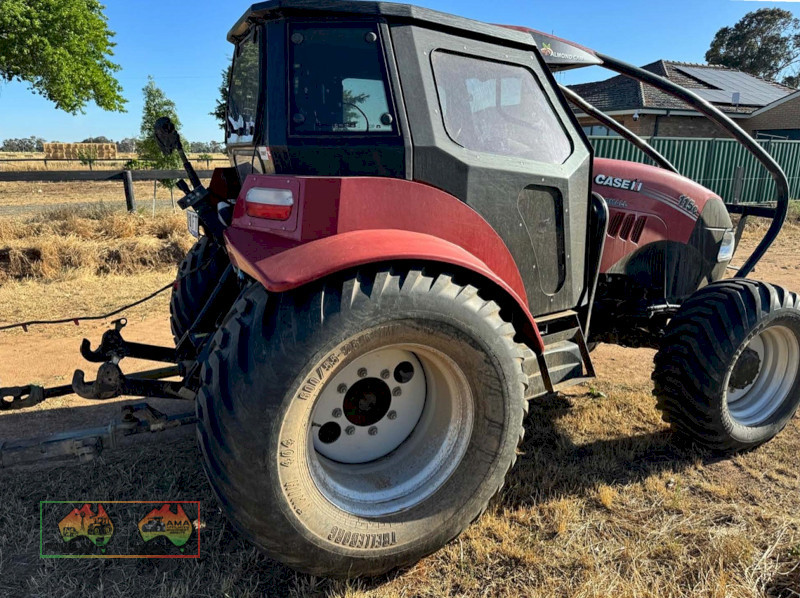 CASE IH TRACTOR