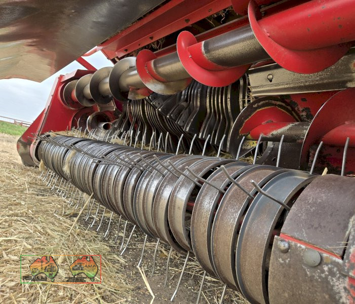 MASSEY FERGUSON TRACTOR