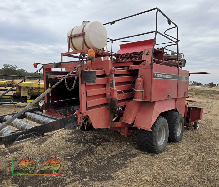 MASSEY FERGUSON TRACTOR