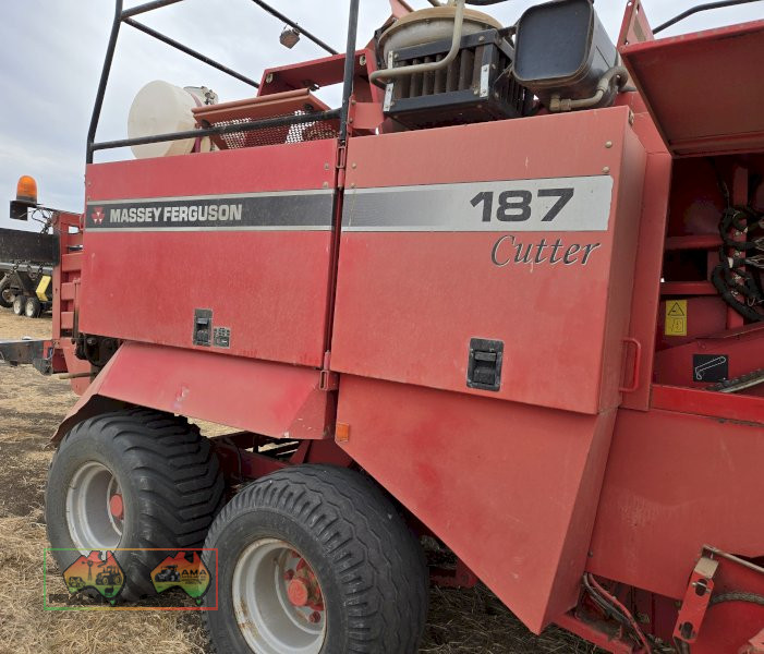 MASSEY FERGUSON TRACTOR