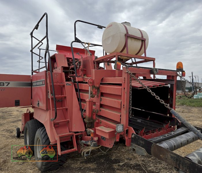 MASSEY FERGUSON TRACTOR
