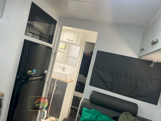 2022 LEADER GOLD 22ft 7 CARAVAN