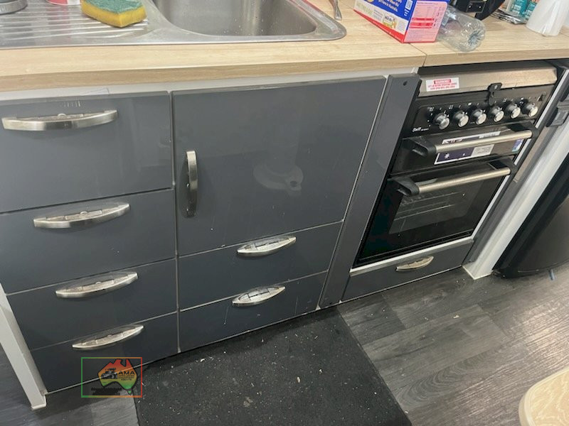 2022 LEADER GOLD 22ft 7 CARAVAN