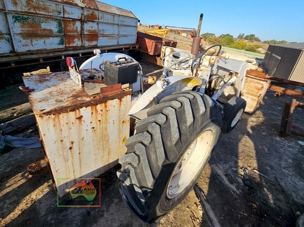 FORD LOADER