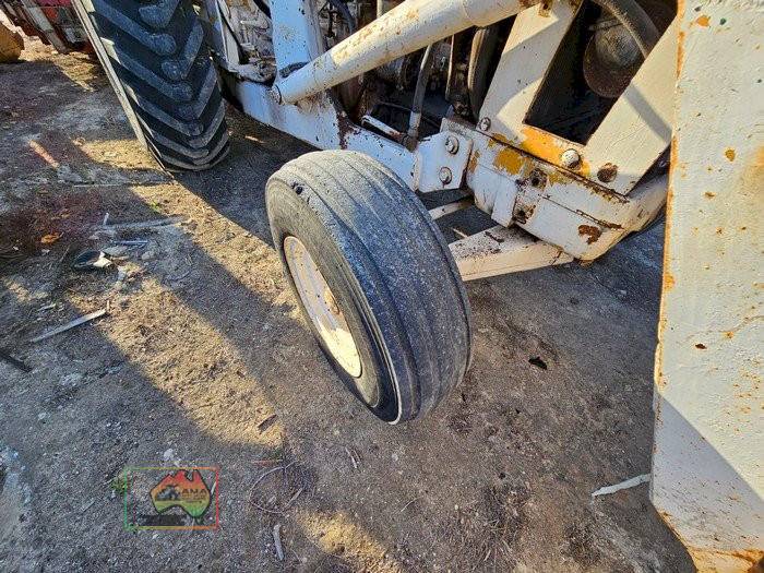 FORD LOADER
