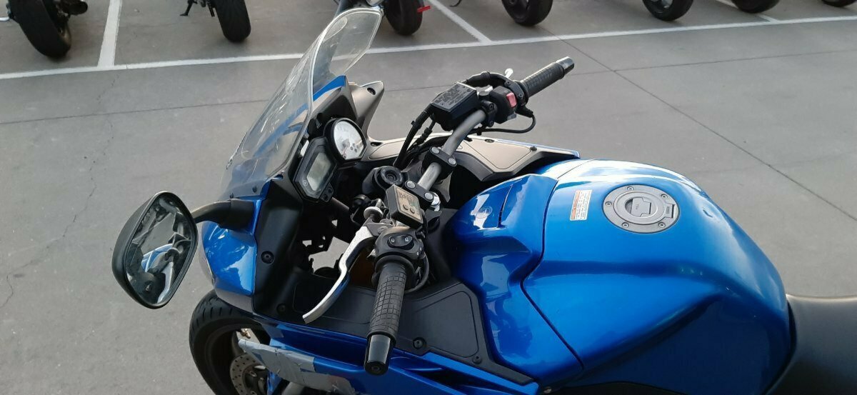 2011 YAMAHA FZ8S SPORTS