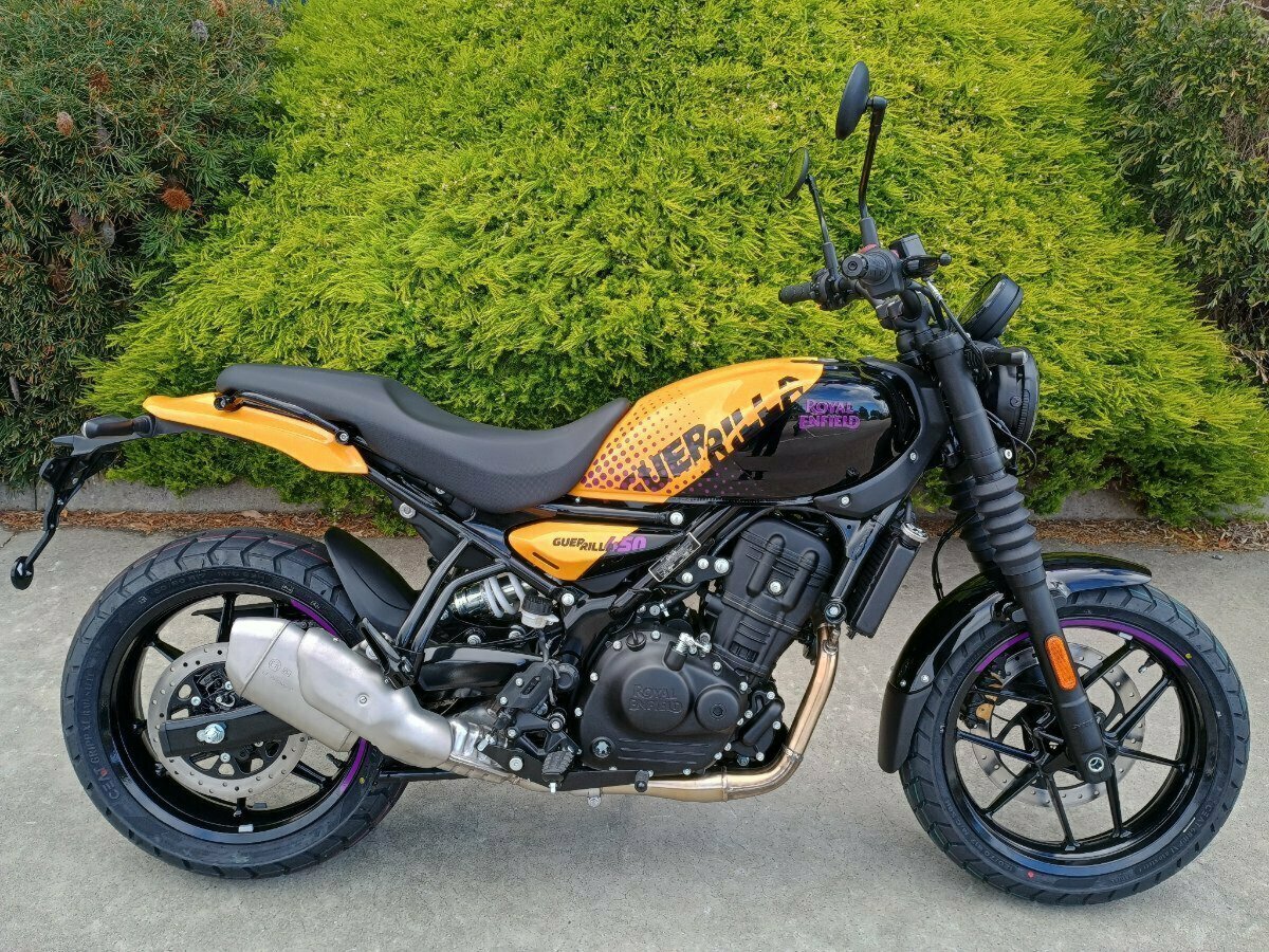 2025 ROYAL ENFIELD GUERRILLA 450 ROAD